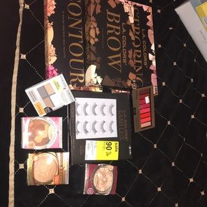Makeup big bundle deal